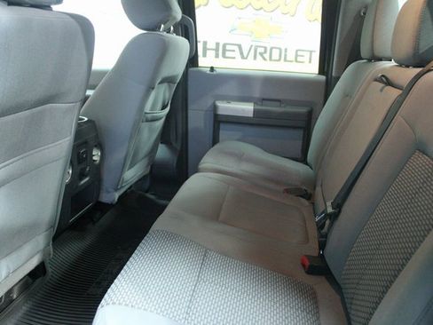 Used 2016 Ford F250 XLT w/ XLT Interior Package image 9