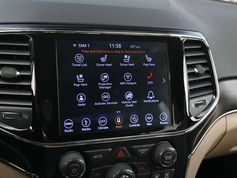 Used 2019 Jeep Grand Cherokee Limited w/ Luxury Group II image 33