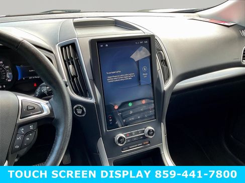Used 2024 Ford Edge SEL AWD/4WD image 9