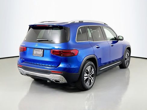 Used 2024 Mercedes-Benz GLB 250 4MATIC image 7