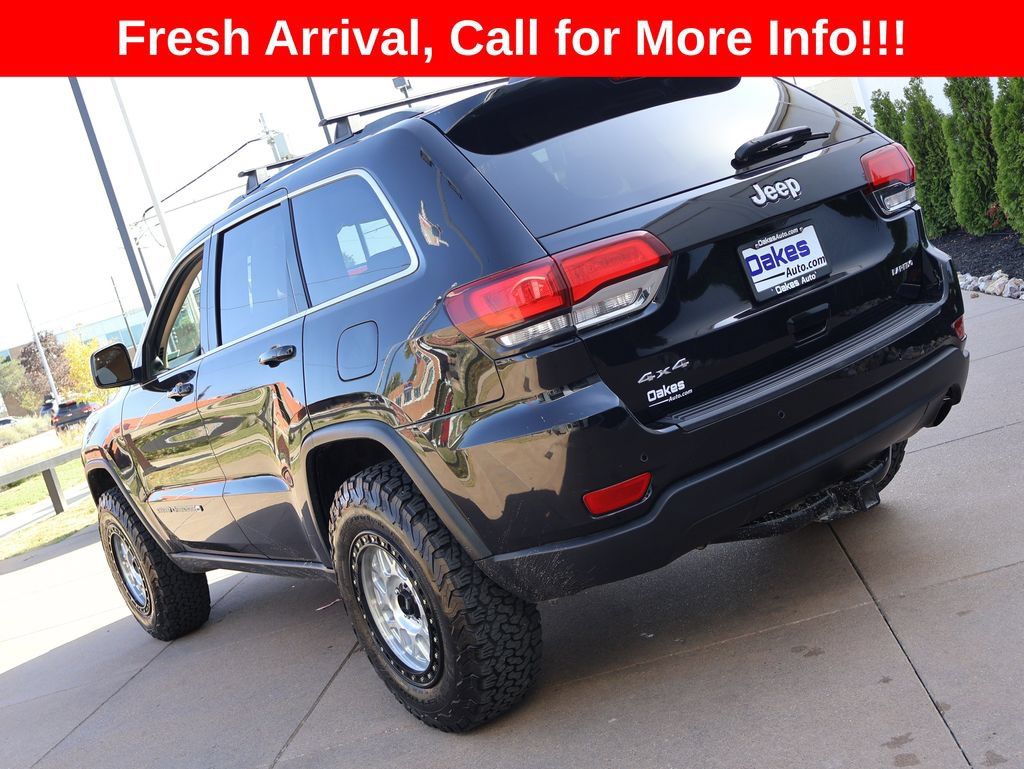 Used 2022 Jeep Grand Cherokee Laredo E w/ Security & Convenience Group AWD/4WD image 4