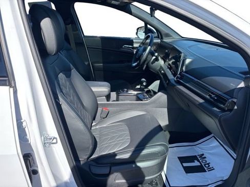 Certified 2023 Kia Sportage X-Line w/ X-Line Premium Package image 11