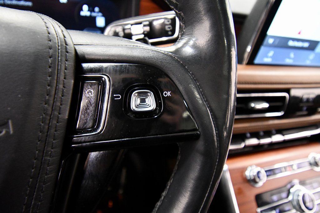 Used 2021 Lincoln Aviator Reserve AWD/4WD image 24