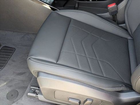 New 2025 BMW X1 xDrive28i w/ Convenience Package image 4