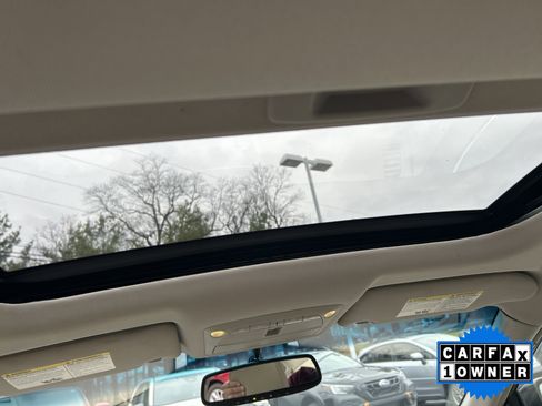 Used 2013 Nissan Altima 2.5 SL w/ Technology Pkg image 16