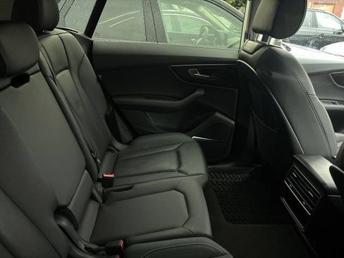 Certified 2023 Audi Q8 Premium Plus AWD/4WD image 9