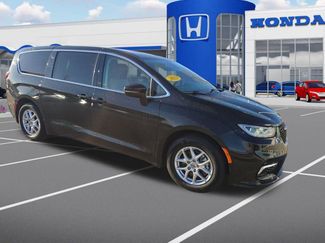 Used 2023 Chrysler Pacifica Touring-L 360° Tour