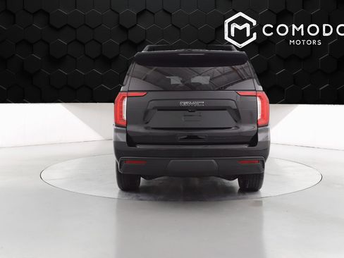 Used 2023 GMC Yukon XL Denali w/ Denali Reserve Package image 4