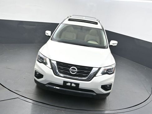 Used 2019 Nissan Pathfinder Platinum image 37