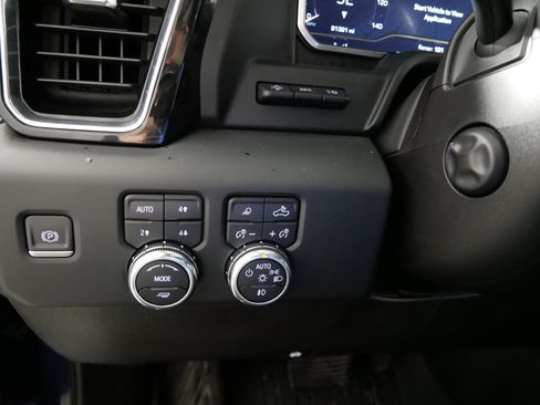 Certified 2022 GMC Sierra 1500 Denali w/ Denali Reserve Package AWD/4WD image 26