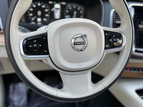 Used 2022 Volvo XC90 T6 Momentum w/ Advanced Package AWD/4WD image 29