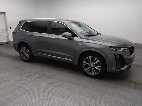 Used 2020 Cadillac XT6 Premium Luxury FWD image 11
