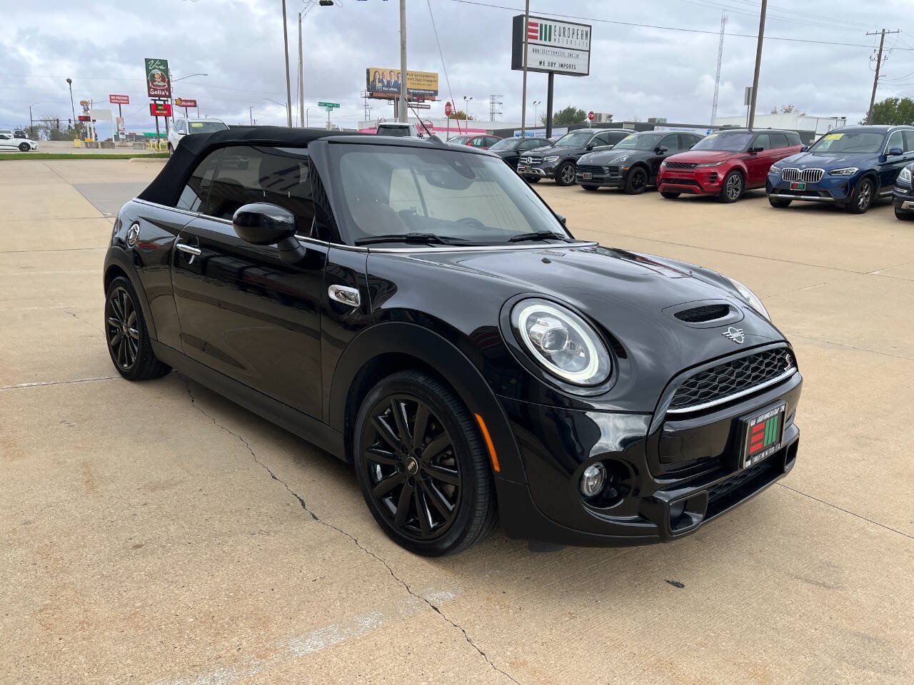 Used 2021 MINI Cooper S w/ Signature Upholstery Package FWD image 13
