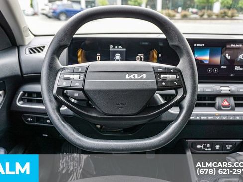 Used 2025 Kia K4 FWD image 28