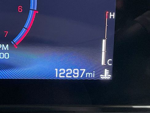 Certified 2024 Chevrolet Trax LT image 26