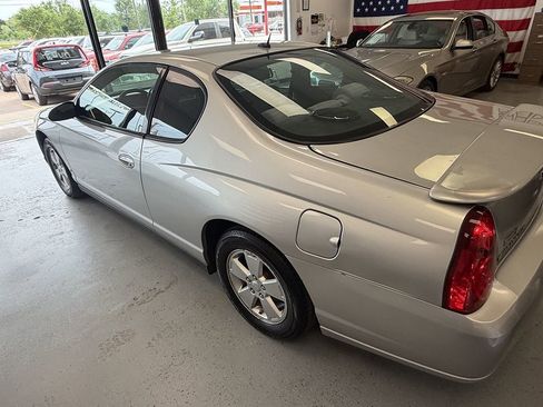 Used 2006 Chevrolet Monte Carlo LS FWD image 5