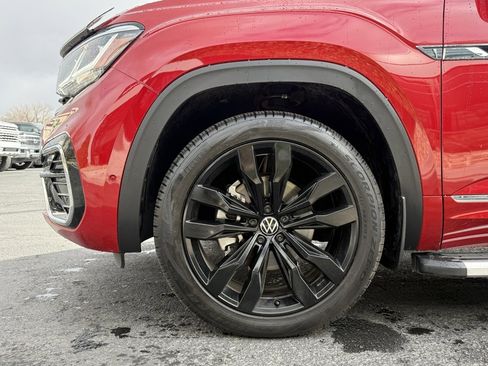 Used 2023 Volkswagen Atlas SEL Premium image 33