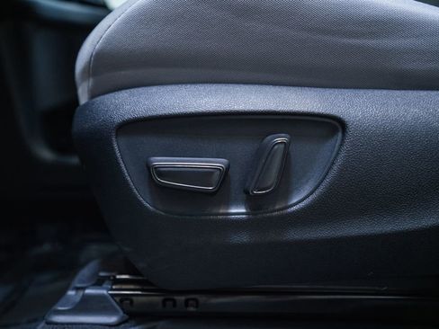 Certified 2026 Toyota Sienna LE FWD image 22