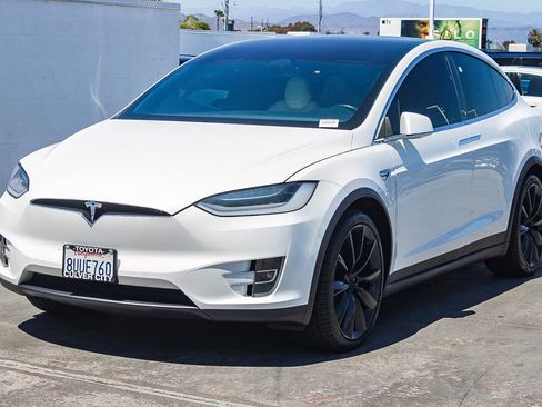 Used 2021 Tesla Model X Long Range AWD/4WD image 3