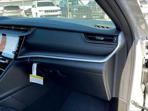 New 2026 Jeep Grand Cherokee Limited AWD/4WD image 29