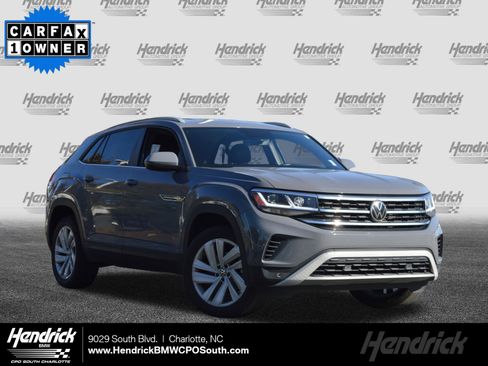 Used 2022 Volkswagen Atlas Cross Sport SE image 1