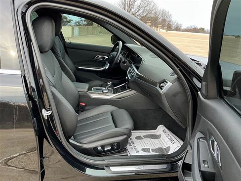 Used 2020 BMW 330i Sedan w/ Convenience Package image 31