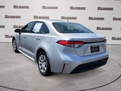 Used 2023 Toyota Corolla LE FWD image 3