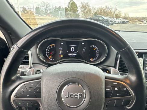 Used 2020 Jeep Grand Cherokee Limited X image 13