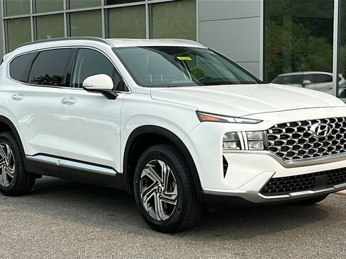 Used 2021 Hyundai Santa Fe SEL w/ Convenience Package AWD/4WD image 2