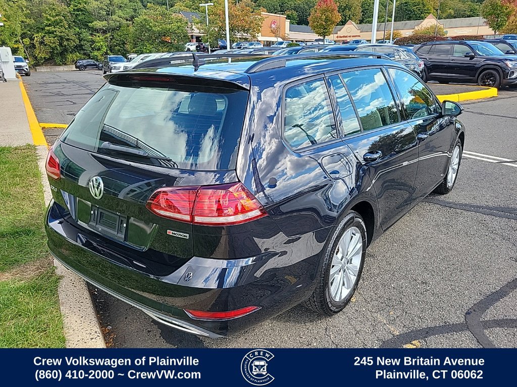 Used 2019 Volkswagen Golf S AWD/4WD image 3