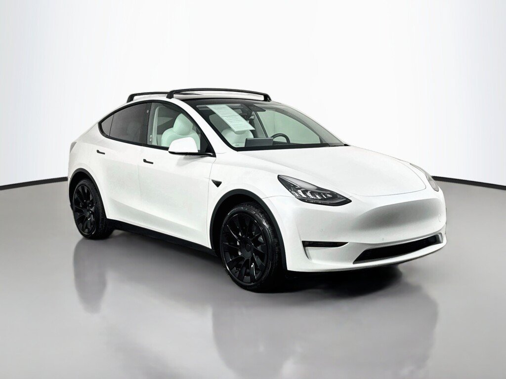 Used 2021 Tesla Model Y Long Range AWD/4WD image 7