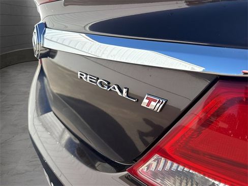 Used 2011 Buick Regal CXL Turbo w/ TO4 Preferred Equipment Group image 5