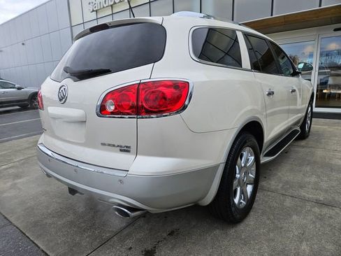 Used 2008 Buick Enclave CXL w/ Entertainment Package #3 image 5
