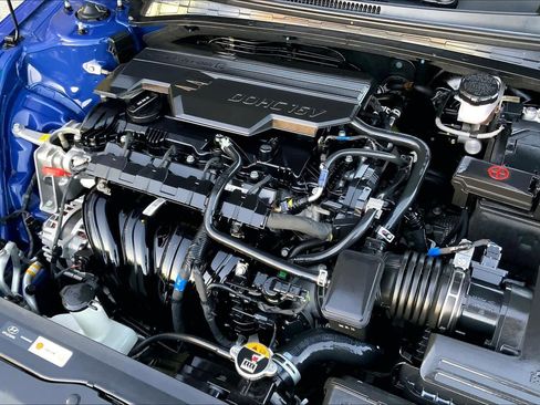 Used 2024 Hyundai Elantra SEL image 33