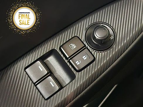 Used 2023 MAZDA MX-5 Miata Club w/ Weather Package image 24