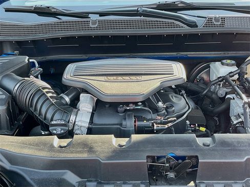 Used 2020 Chevrolet Blazer RS image 30