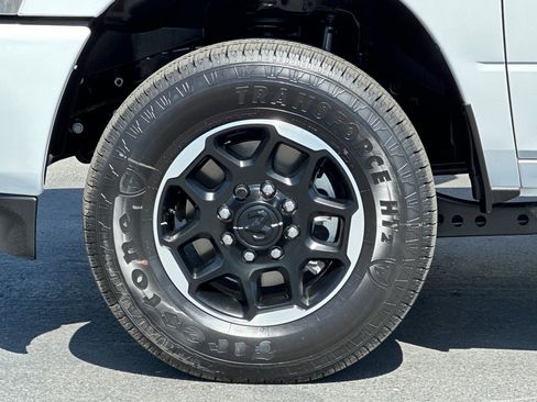 New 2025 RAM 2500 Laramie image 25