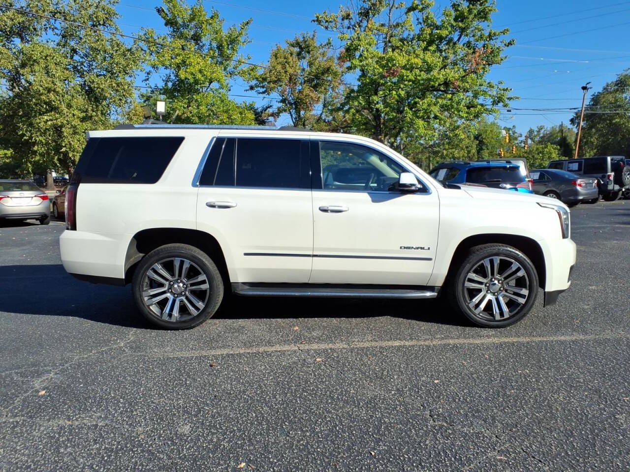 Used 2017 GMC Yukon Denali w/ Open Road Package AWD/4WD image 2