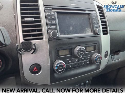 Used 2018 Nissan Frontier PRO-4X AWD/4WD image 10