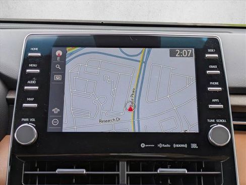 Certified 2022 Toyota Avalon Limited image 15