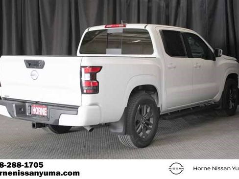 New 2025 Nissan Frontier SV w/ SV Convenience Package image 13