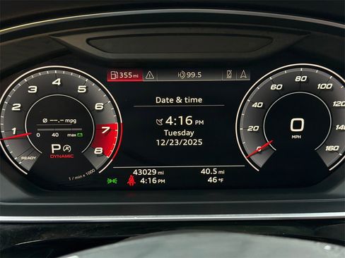 Used 2020 Audi S8 L image 29