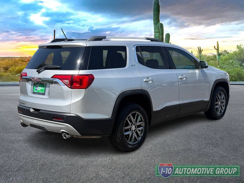 Used 2017 GMC Acadia SLT FWD image 5