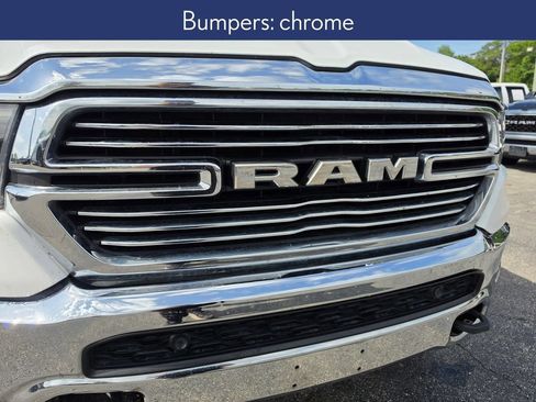 Used 2019 RAM 1500 Laramie AWD/4WD image 12