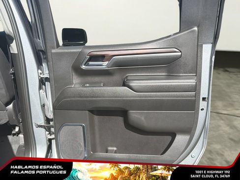 Used 2024 GMC Sierra 1500 SLT w/ SLT Convenience Package AWD/4WD image 25