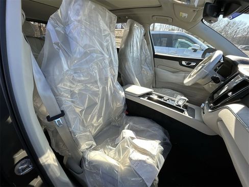 New 2025 Volvo XC60 T8 Plus w/ Protection Package Premier image 11