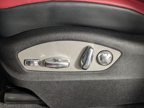 New 2026 Porsche Macan AWD/4WD image 29