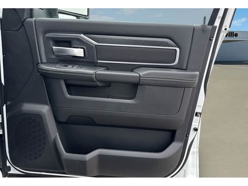 New 2026 RAM 2500 Big Horn AWD/4WD image 24