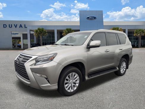 Used 2022 Lexus GX 460 Premium w/ Premium Package image 8