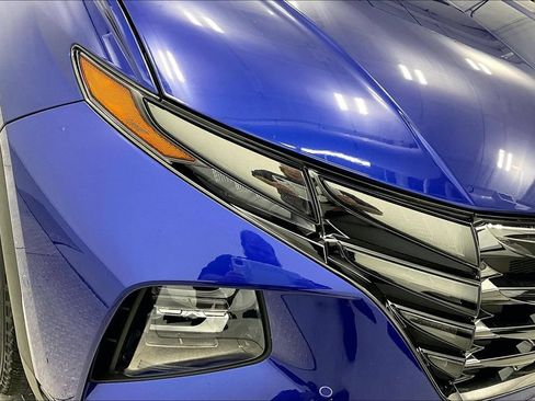 Certified 2023 Hyundai Tucson Limited AWD/4WD image 30
